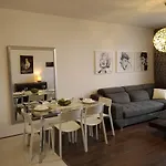 Sunny Penthouse With Roof Gardens Overlooking The Warsaw Palace Of Culture Apartmán *