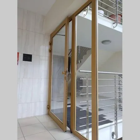 Sunny Penthouse With Roof Gardens Overlooking The Warsaw Palace Of Culture * 普鲁什库夫