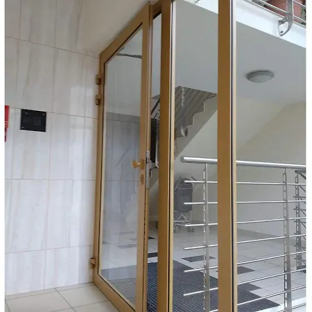 Sunny Penthouse With Roof Gardens Overlooking The Warsaw Palace Of Culture Apartament